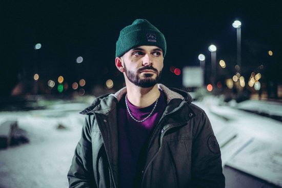 “Dans la musique électronique, il relève du génie d’être réellement original (…)” – Rencontre avec AWILD