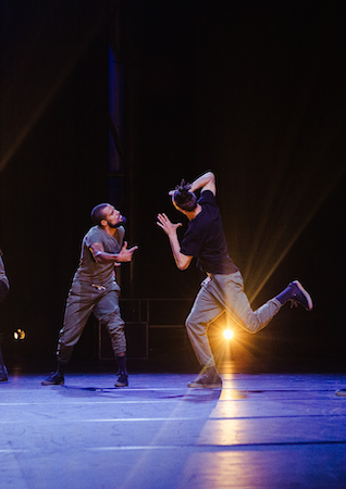 Le métissage et la spiritualité explorés dans “Krump et geste” pendant le festival Avis de Temps Fort !