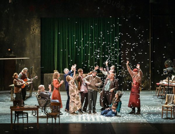 “Le Suicidé” : une pièce magistrale à la Comédie-Française