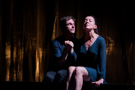 « Les Parallèles » : comédie romantique douce amère sur la difficulté à se rencontrer