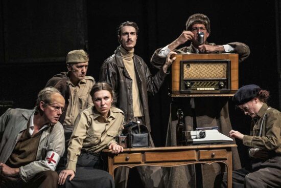 “L’Esthétique de la résistance” : un geste artistique salutaire porté par un collectif enthousiaste