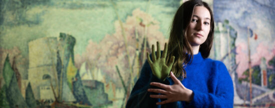 Avec Camille Étienne, Le Musée d’Orsay invite à agir