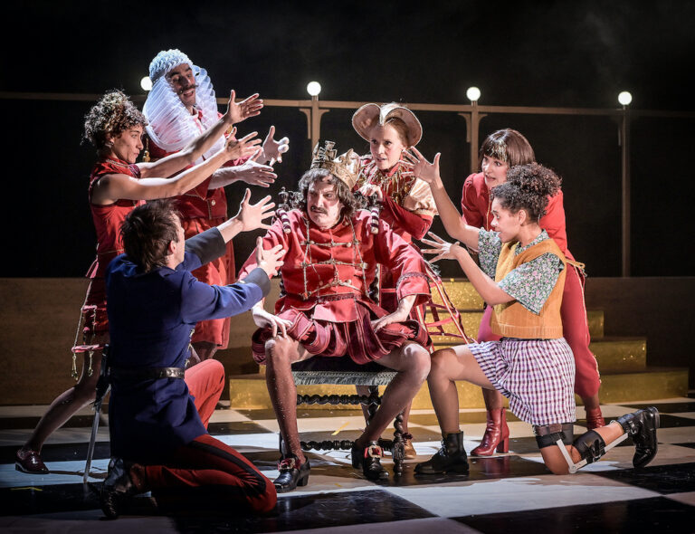 “Casse-Noisette” : un conte merveilleux qui parle de résilience