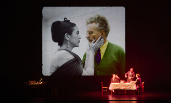 « L’homme qui aimait les chiens » ou l’énigme révélée de l’assassinat de Trotski